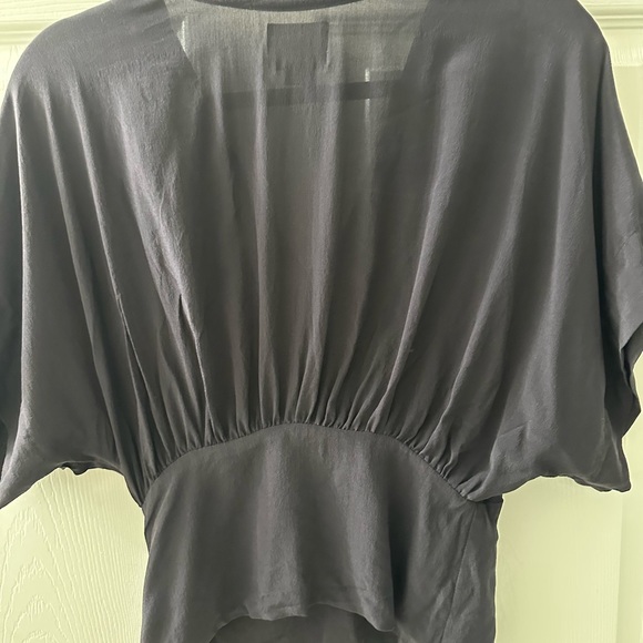 Anthropologie l 0 Maeve Lightweight Navy Silk Dolman Kimono Sleeve V-Neck Blouse - Picture 9 of 9